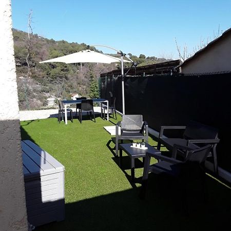 Gattières F1 Avec Un Espace Jardin 아파트 외부 사진